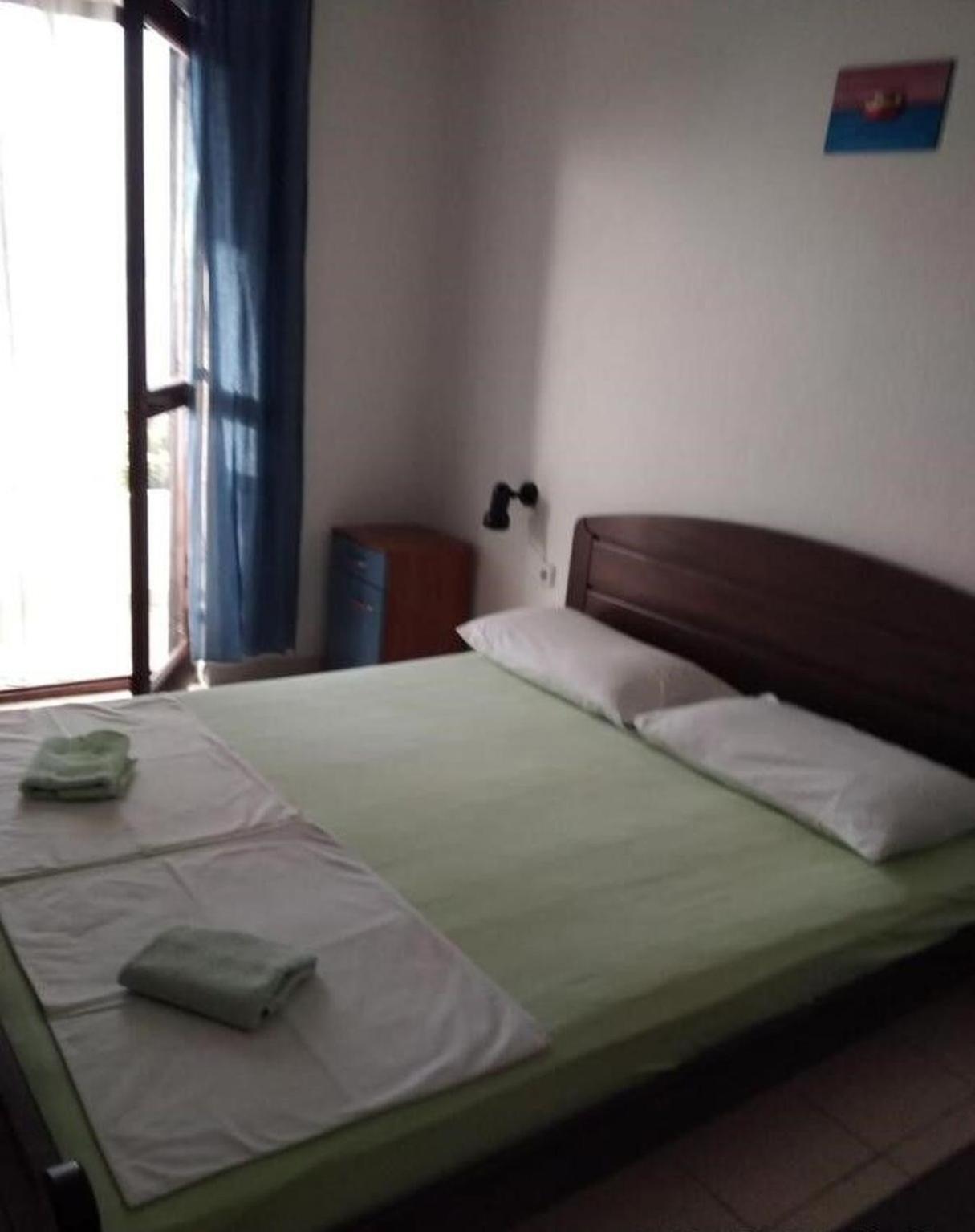 Apartments Vlado - 50M From The Sea Rogač Екстериор снимка